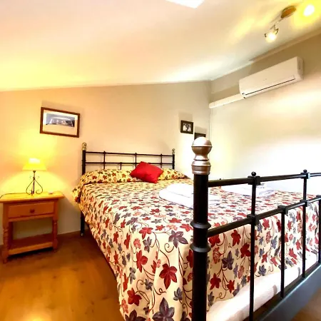 Holiday home Casa Con Piscina Privada En Igueste De *