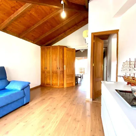 Holiday home Casa Con Piscina Privada En Igueste De *
