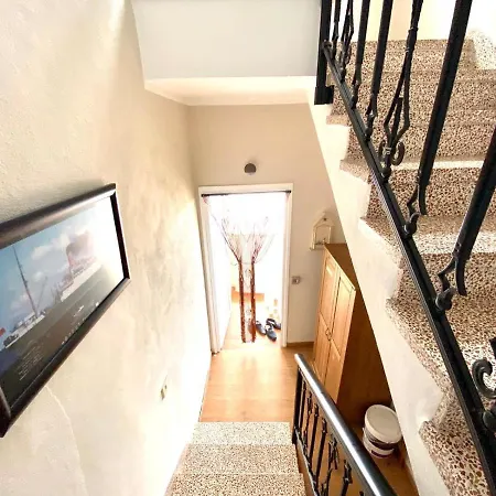 Casa Con Piscina Privada En Igueste De *